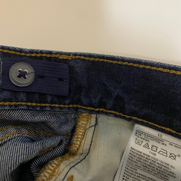 Old Navy Jean Shorts Size 10 - Picture 3 of 3